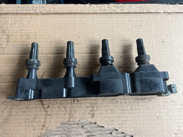 bontott PEUGEOT 307 Gyújtótrafó