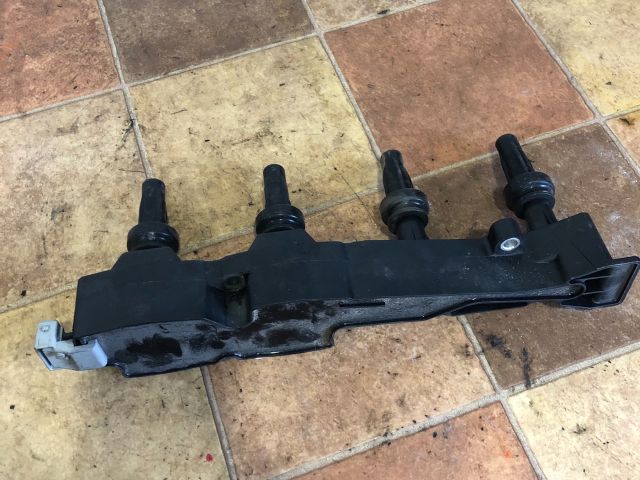 bontott PEUGEOT 307 Gyújtótrafó