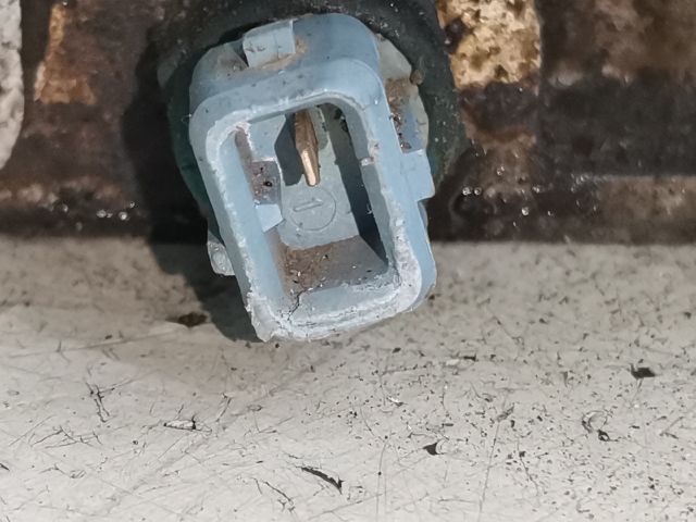 bontott PEUGEOT 307 Hengerfej