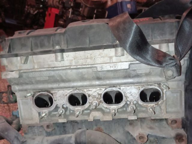 bontott PEUGEOT 307 Hengerfej