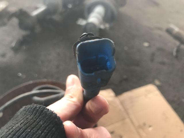 bontott PEUGEOT 307 Jobb első Csonkállvány Kerékaggyal