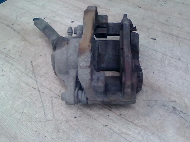 bontott PEUGEOT 307 Jobb első Féknyereg Munkahengerrel