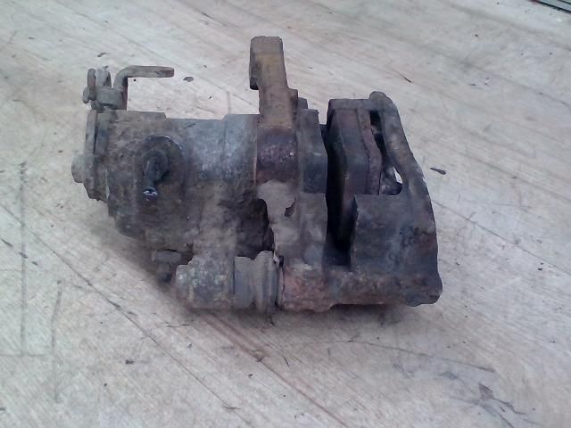 bontott PEUGEOT 307 Jobb hátsó Féknyereg Munkahengerrel