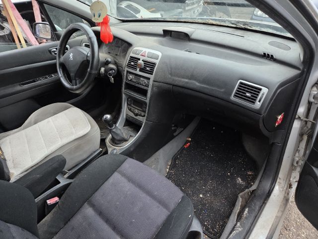 bontott PEUGEOT 307 Kilométeróra