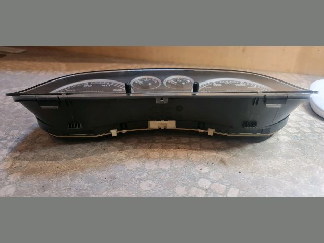 bontott PEUGEOT 307 Kilométeróra