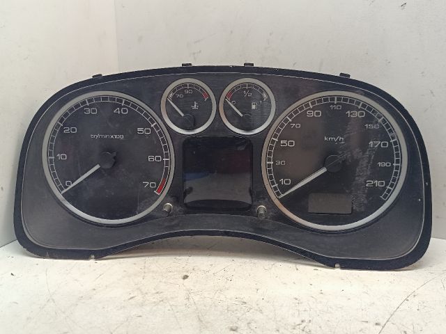 bontott PEUGEOT 307 Kilométeróra