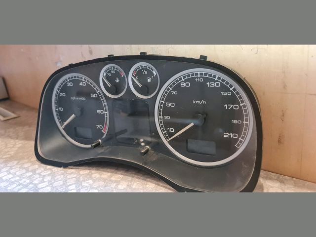 bontott PEUGEOT 307 Kilométeróra