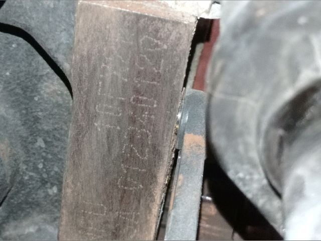 bontott PEUGEOT 307 Kipufogó Vezérműtengely