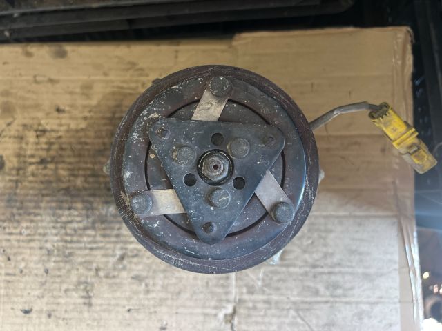 bontott PEUGEOT 307 Klímakompresszor