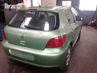 bontott PEUGEOT 307 Légbeömlő Cső