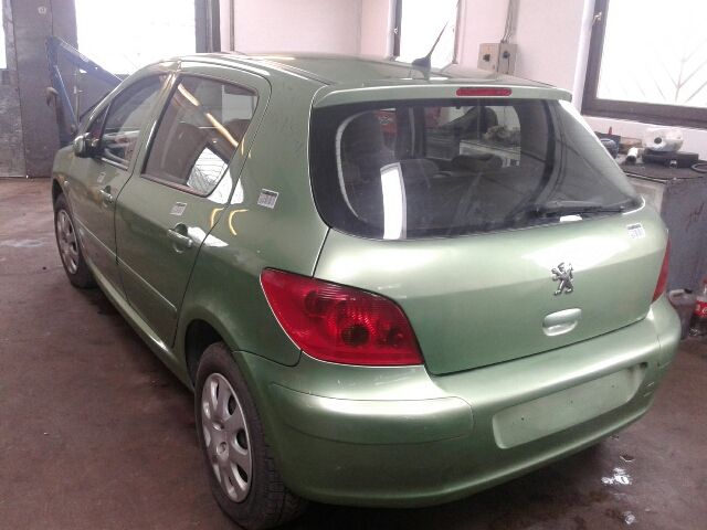 bontott PEUGEOT 307 Légbeömlő Cső