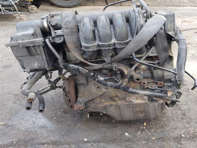 bontott PEUGEOT 307 Motor (Fűzött blokk hengerfejjel)