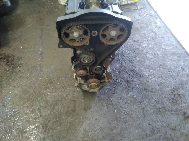 bontott PEUGEOT 307 Motor (Fűzött blokk hengerfejjel)