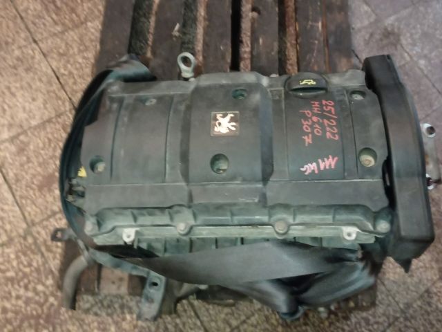 bontott PEUGEOT 307 Motor (Fűzött blokk hengerfejjel)