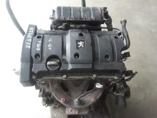 bontott PEUGEOT 307 Motor (Fűzött blokk hengerfejjel)