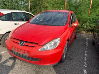 bontott PEUGEOT 307 Motor (Fűzött blokk hengerfejjel)