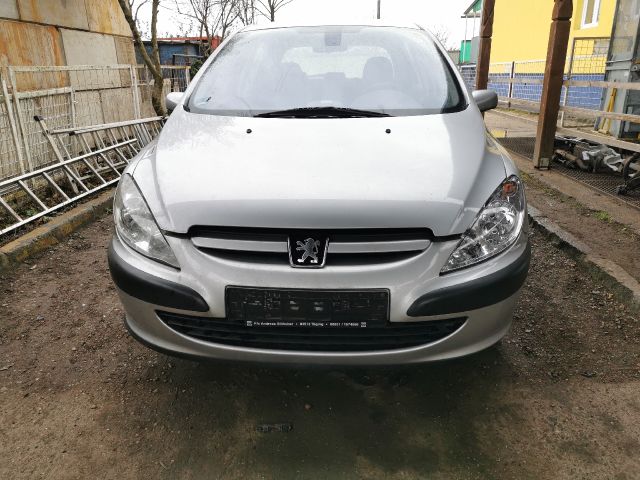 bontott PEUGEOT 307 Motor (Fűzött blokk hengerfejjel)