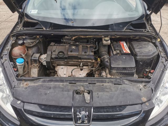 bontott PEUGEOT 307 Motor (Fűzött blokk hengerfejjel)