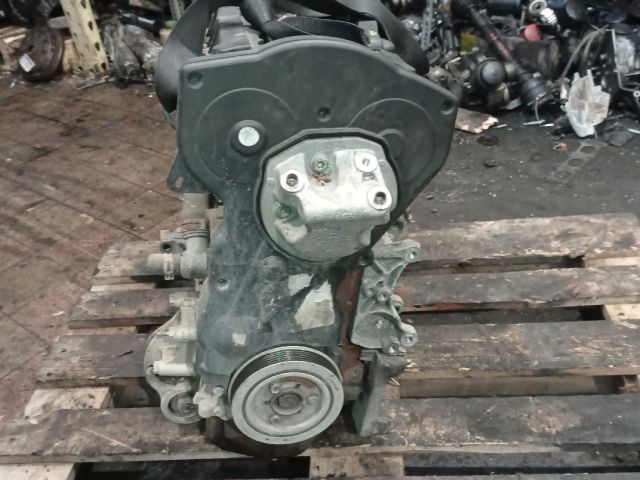 bontott PEUGEOT 307 Motorblokk (Fűzött)