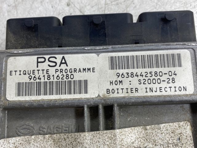 bontott PEUGEOT 307 Motorvezérlő