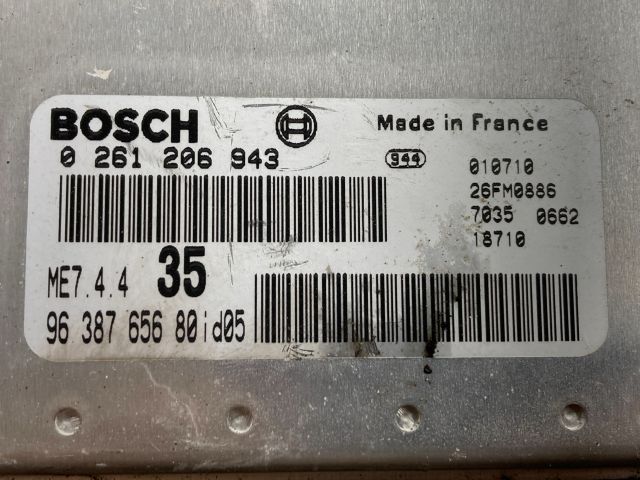 bontott PEUGEOT 307 Motorvezérlő