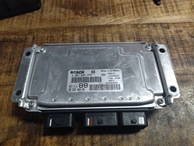 bontott PEUGEOT 307 Motorvezérlő