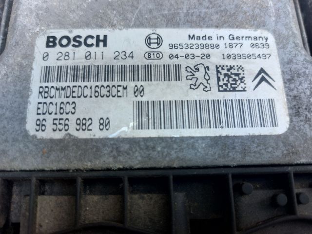 bontott PEUGEOT 307 Motorvezérlő