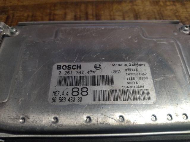 bontott PEUGEOT 307 Motorvezérlő