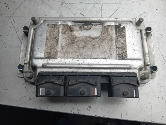 bontott PEUGEOT 307 Motorvezérlő