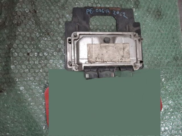 bontott PEUGEOT 307 Motorvezérlő