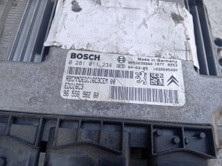 bontott PEUGEOT 307 Motorvezérlő