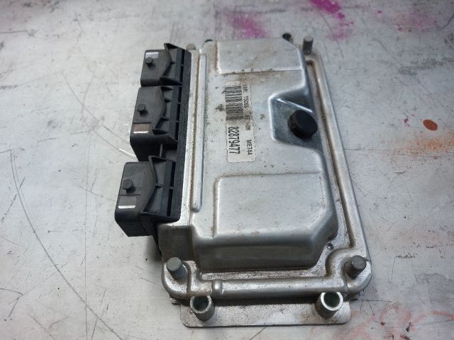 bontott PEUGEOT 307 Motorvezérlő