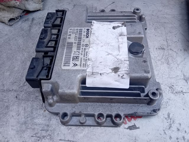 bontott PEUGEOT 307 Motorvezérlő