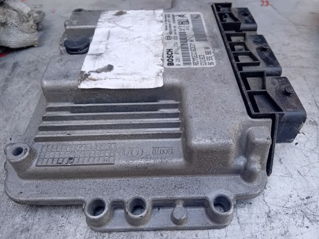 bontott PEUGEOT 307 Motorvezérlő