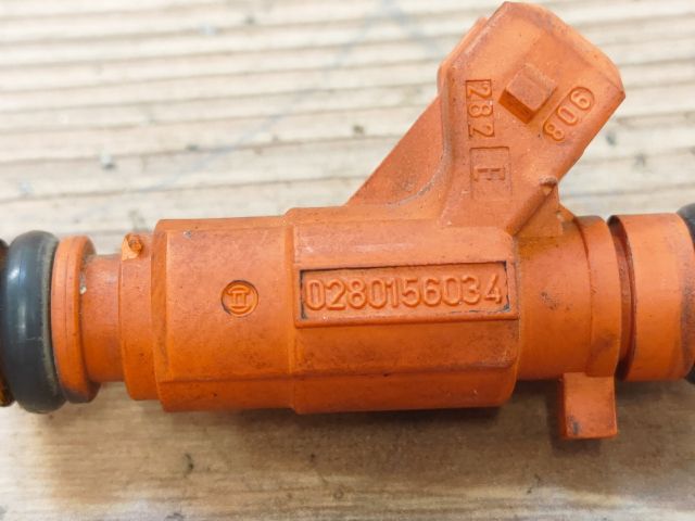 bontott PEUGEOT 307 Porlasztó (1 db)