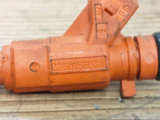 bontott PEUGEOT 307 Porlasztó (1 db)