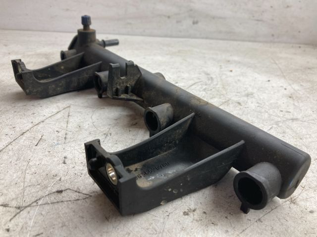 bontott PEUGEOT 307 Porlasztó Sor / Híd