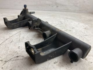 bontott PEUGEOT 307 Porlasztó Sor / Híd