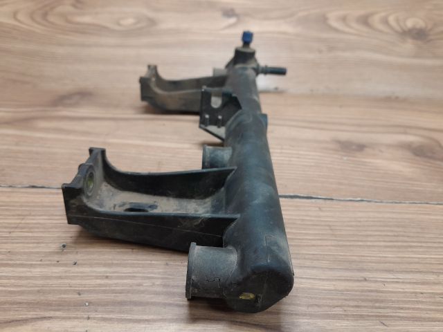 bontott PEUGEOT 307 Porlasztó Sor / Híd