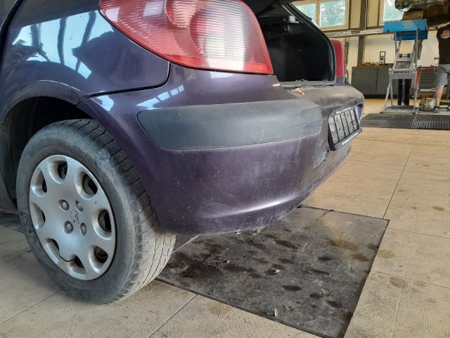 bontott PEUGEOT 307 Tankbetöltő Cső (Fém)