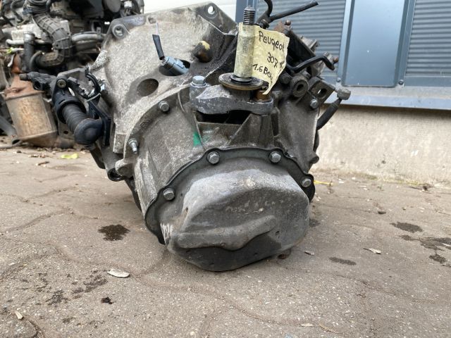 bontott PEUGEOT 307 Váltó (Mechanikus)