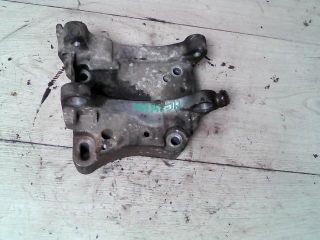 bontott PEUGEOT 307 Generátor Tartó Bak