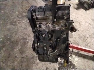 bontott PEUGEOT 307 Motor (Fűzött blokk hengerfejjel)