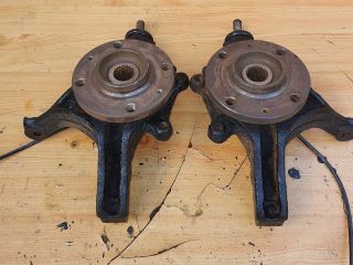 bontott PEUGEOT 307 Bal első Csonkállvány Kerékaggyal