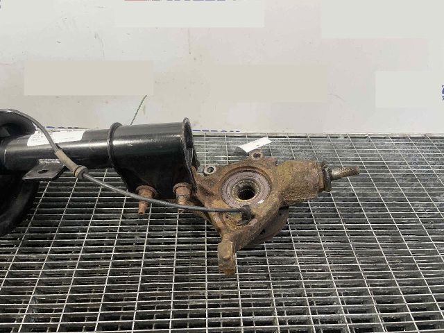 bontott PEUGEOT 307 Bal első Csonkállvány