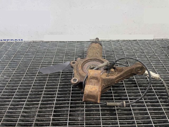 bontott PEUGEOT 307 Bal első Csonkállvány