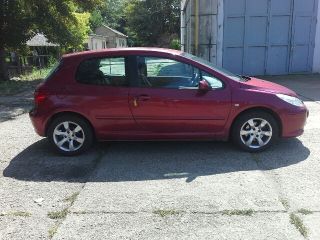 bontott PEUGEOT 307 Bal Féltengely