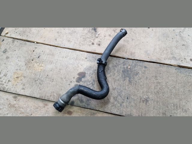 bontott PEUGEOT 307 Fűtőradiátor Vízcső Alsó