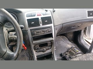 bontott PEUGEOT 307 Homlokfal (Üres lemez)