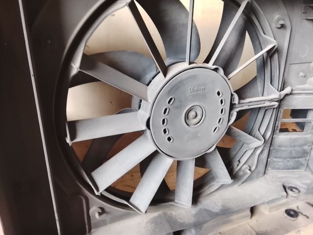 bontott PEUGEOT 307 Hűtőventilátor Keret